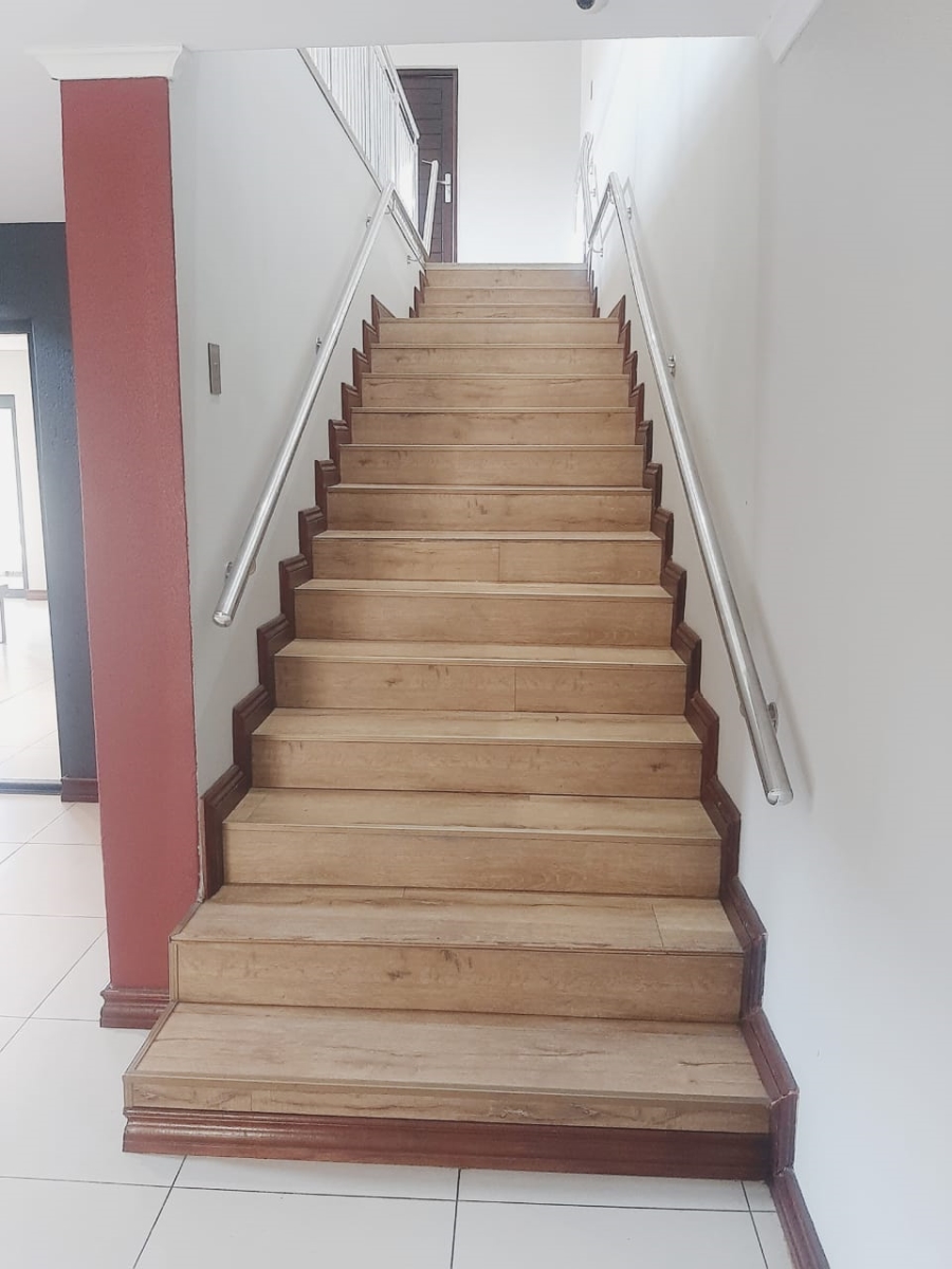 7 Bedroom Property for Sale in Amalinda Eastern Cape